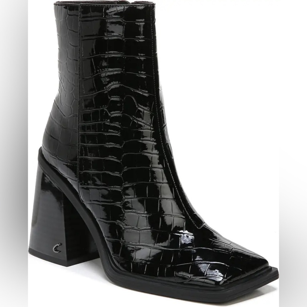 Woman’s Layla Black Square Heel Bootie CIRCUS NY. New